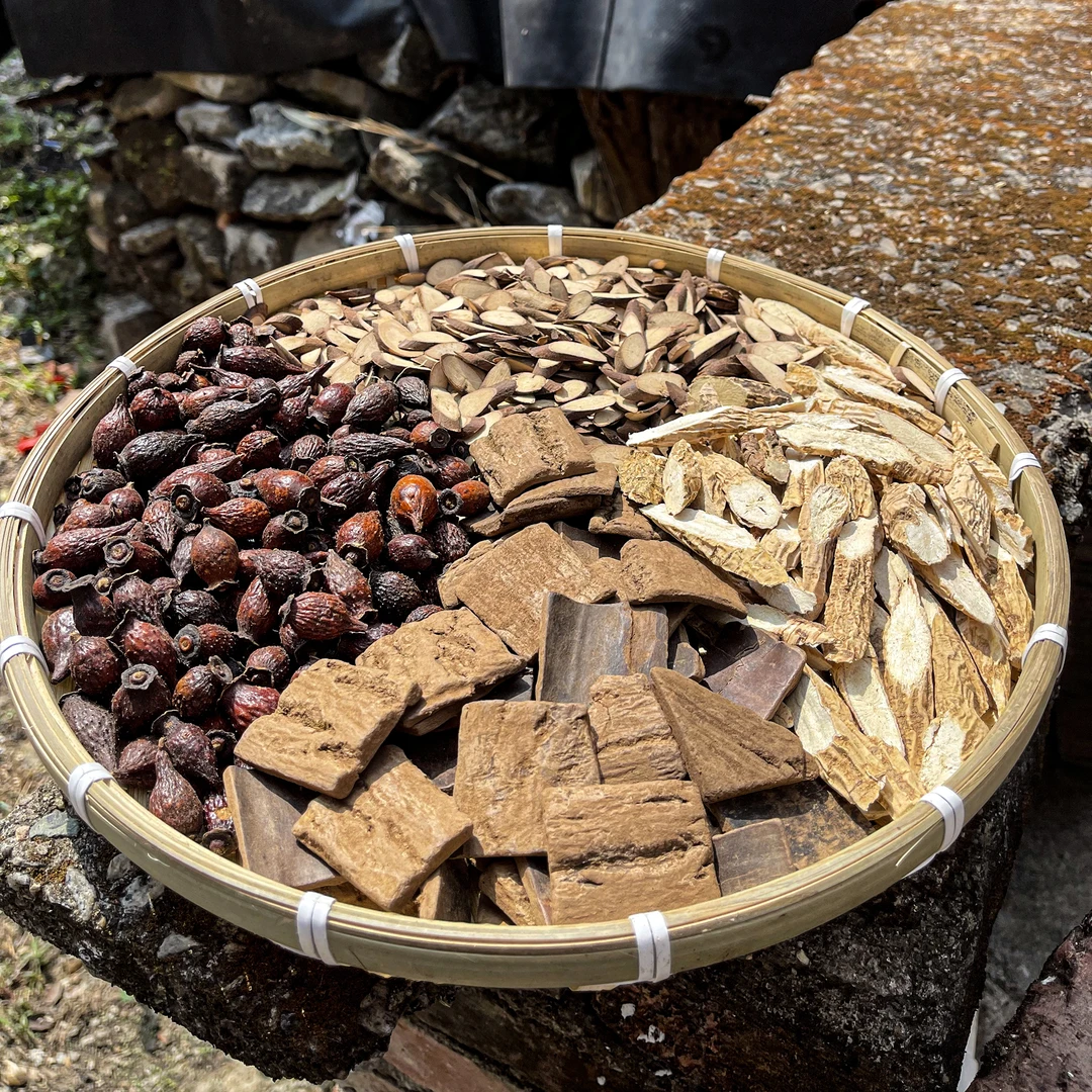 农村山货泡酒材料杜仲组合装泡酒料全套等可泡10斤20斤30斤酒