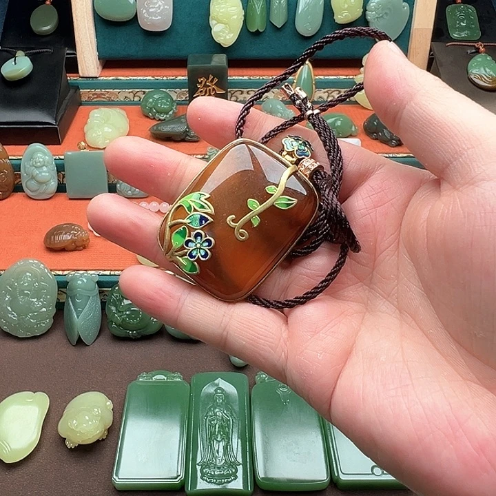 玛瑙/玉髓颈饰未镶嵌卷*妈