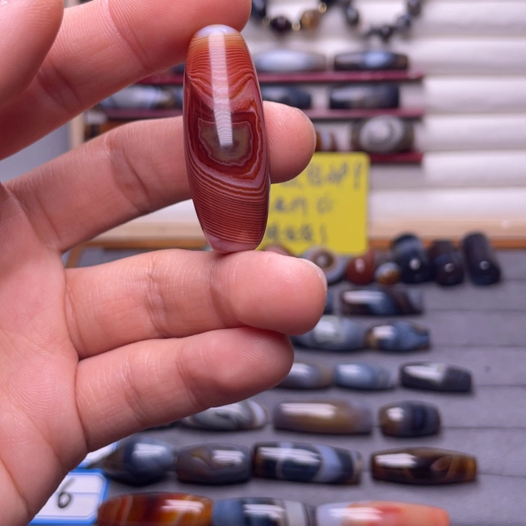 M***轻玛瑙/玉髓合金颈饰