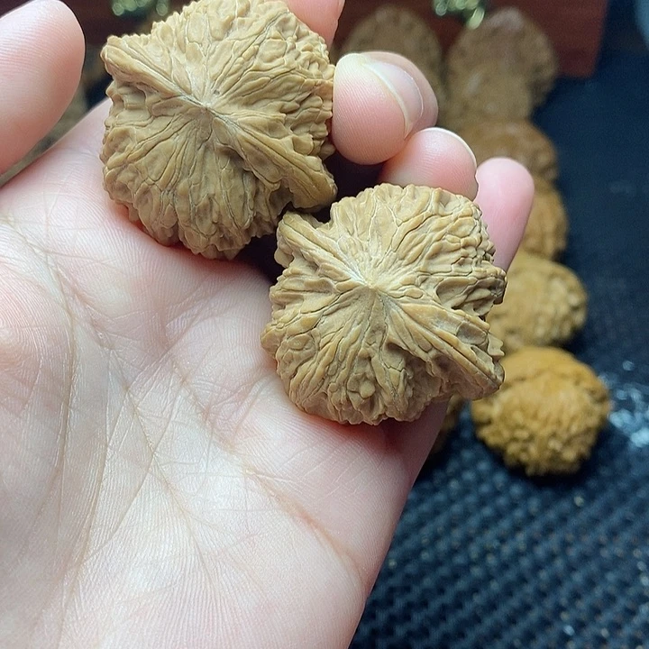 文玩核桃把件40磨盘