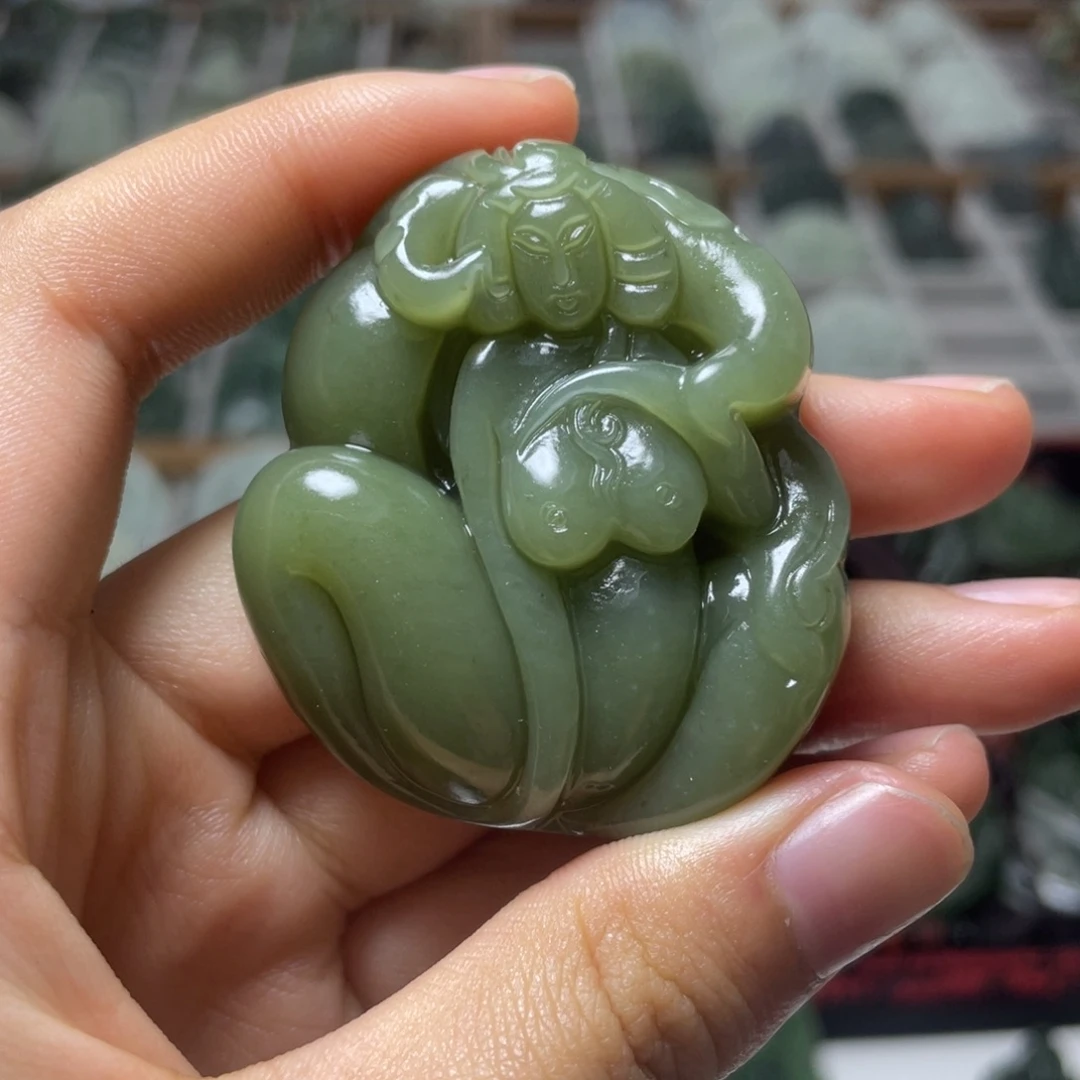 和田玉未镶嵌颈饰25