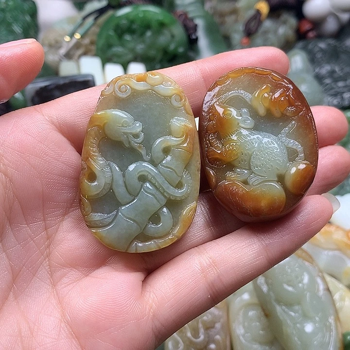 似***华颈饰未镶嵌和田玉