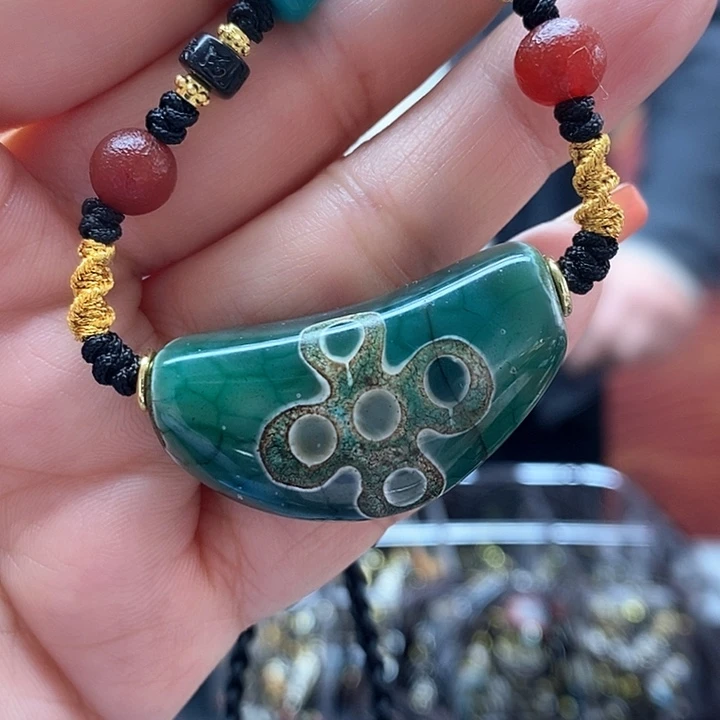 玛瑙/玉髓颈饰合金