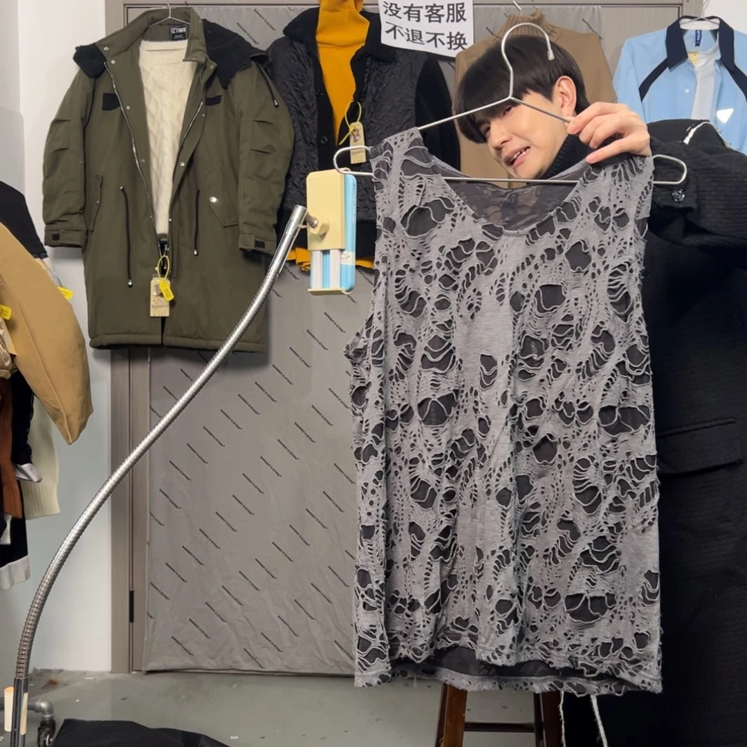 潮流时尚破洞背心l码