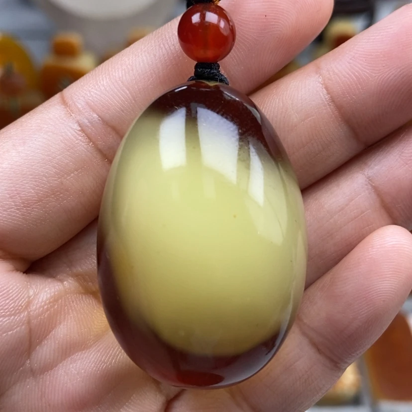 【闪购商品】琥珀颈饰未镶嵌