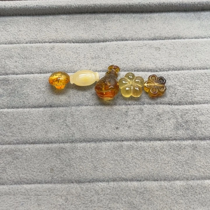 未镶嵌蜜蜡裸石天然琥珀蜜蜡配件