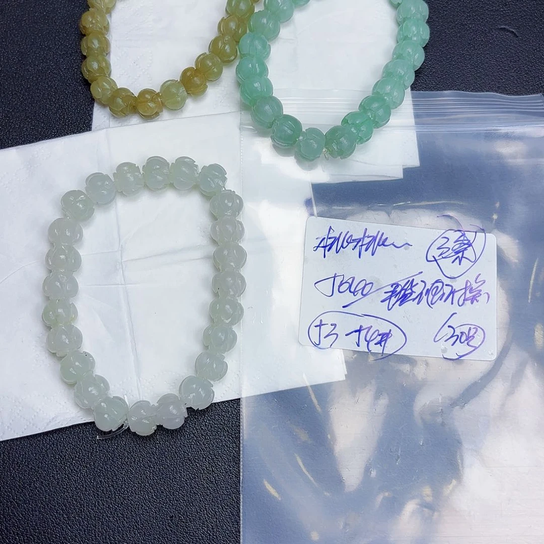 定制翡翠未镶嵌桃**姐毛货待编款式不退不换