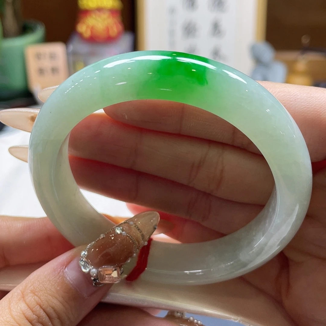 翡翠未镶嵌手镯27号