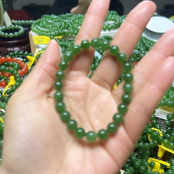 和田玉（碧玉）未镶嵌手链