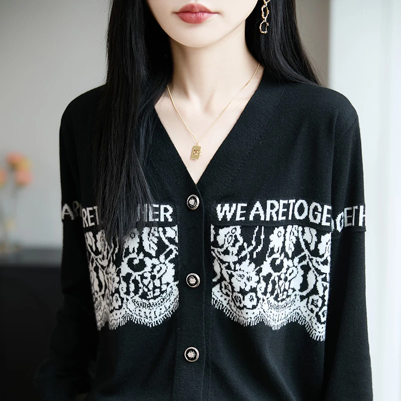 哥弟阿玛施正品花卉字母女上衣长袖宽松秋季款时尚百搭针织开衫