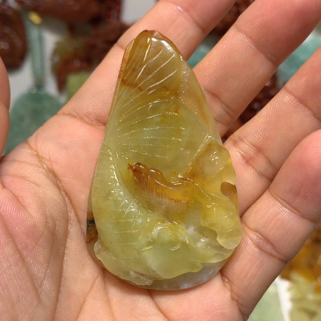 未镶嵌蛇纹石玉颈饰