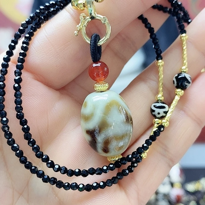 玛瑙/玉髓合金颈饰