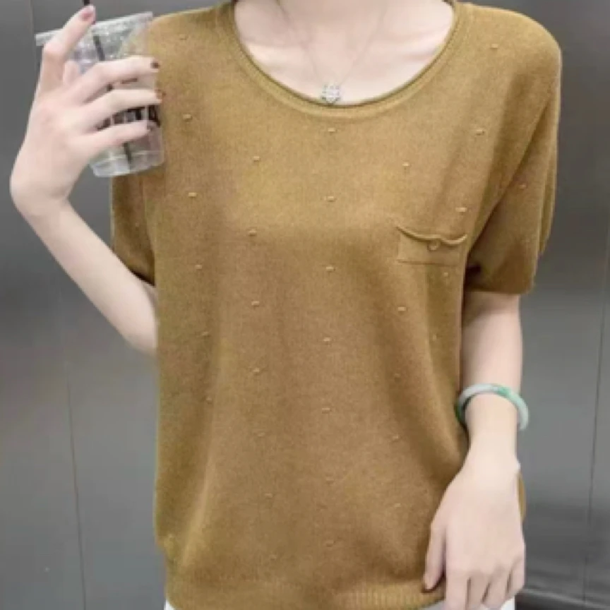 高货休闲时尚小圆领妈妈小衫