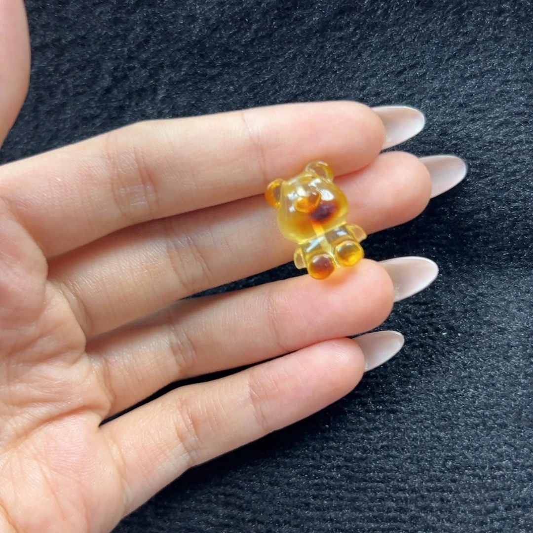 未镶嵌琥珀珠宝奇石