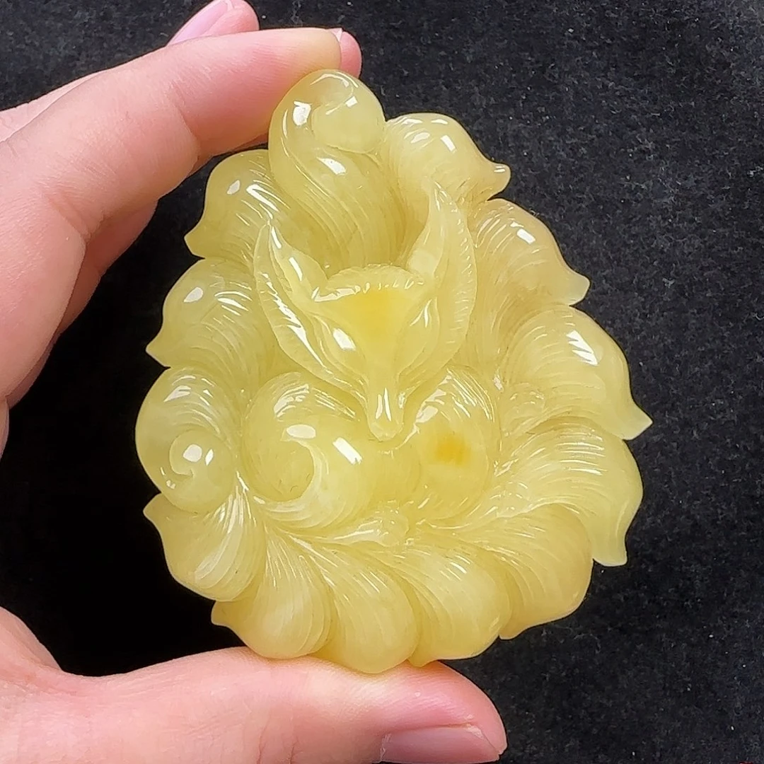 蜜蜡未镶嵌珠宝奇石