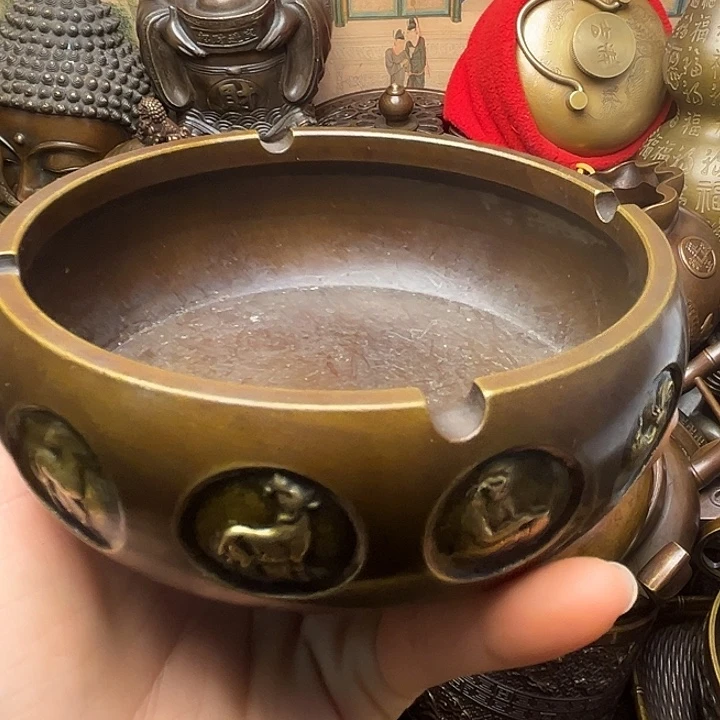 铜器摆件老王直播间