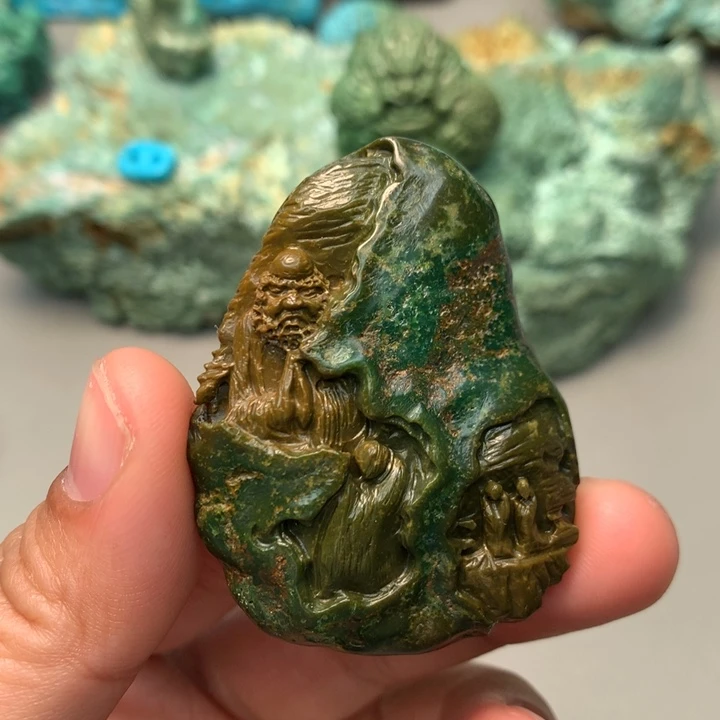 绿松石未镶嵌颈饰