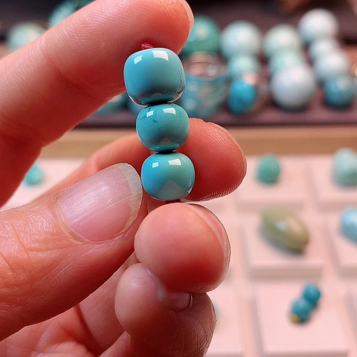 绿松石配饰未镶嵌