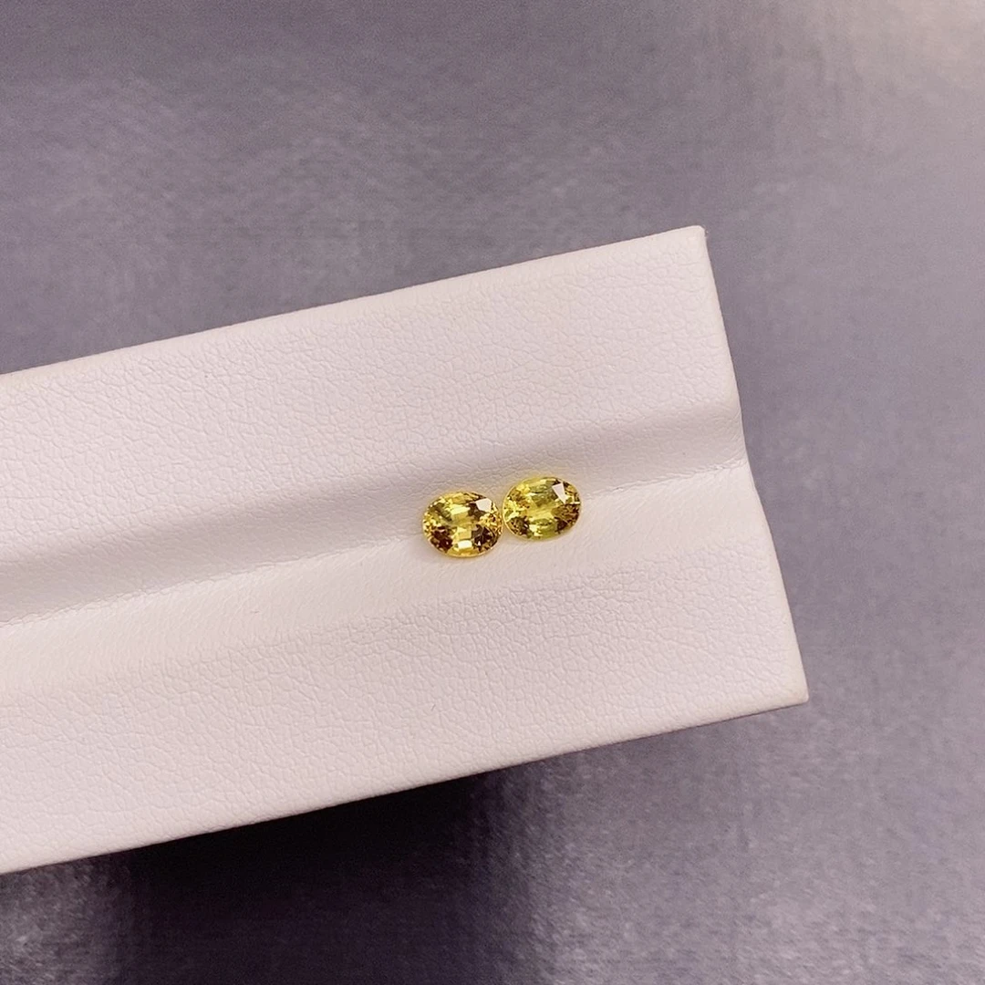 裸石蓝宝石1.05克拉 4*5mm