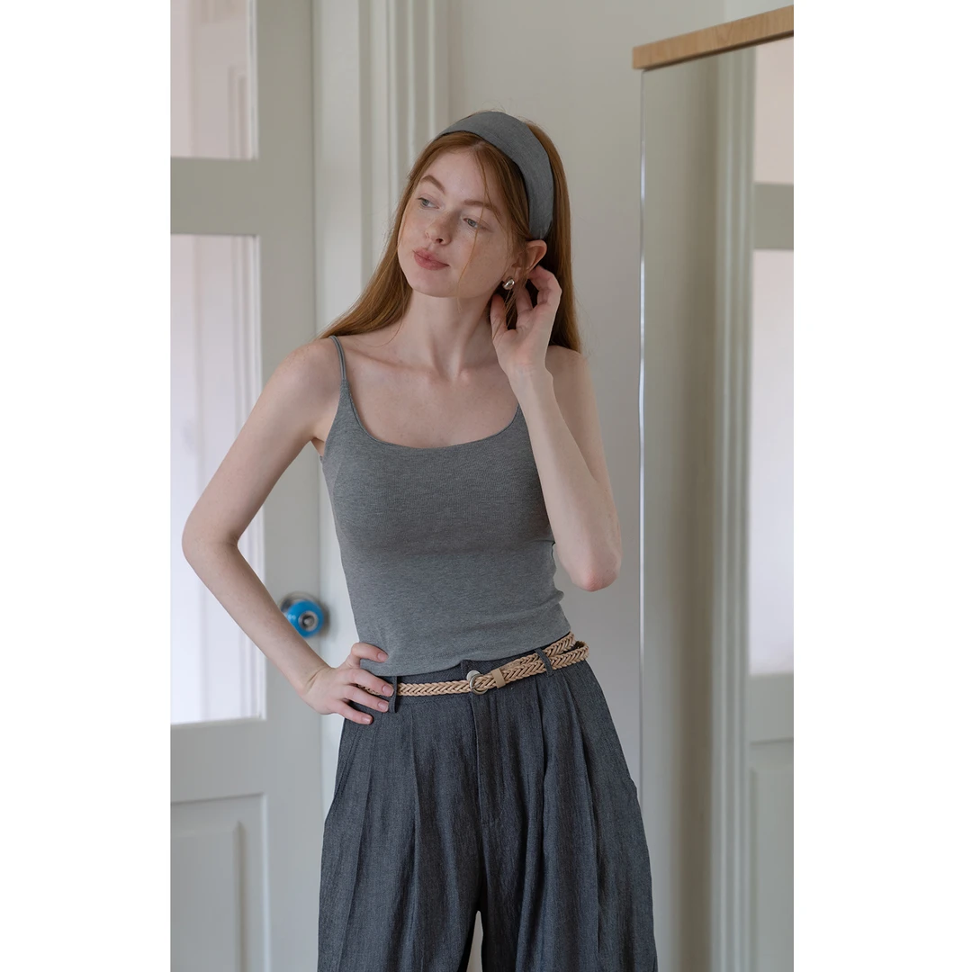 EGGKA 纯色百搭带胸垫双肩带背心女夏修身气质显瘦上衣E25A5476AF