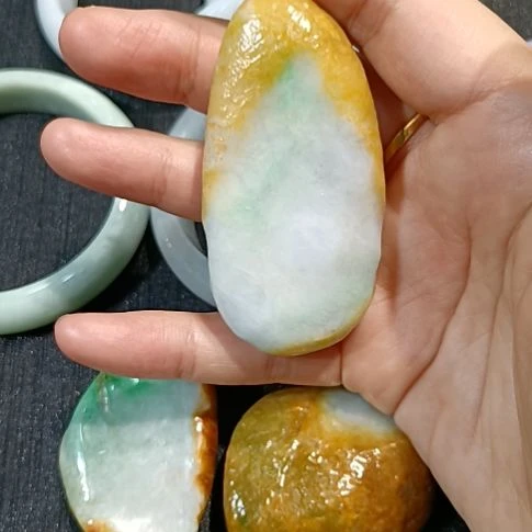 翡翠未镶嵌颈饰纯天然支持复查