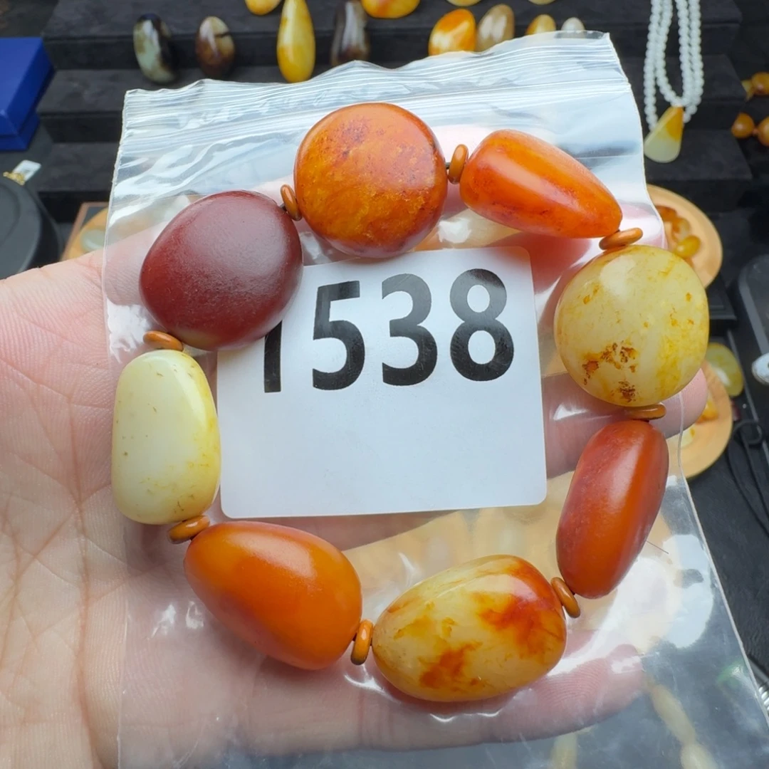 和田玉未镶嵌手串