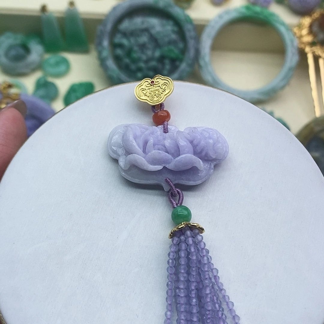 翡翠挂件未镶嵌挂件