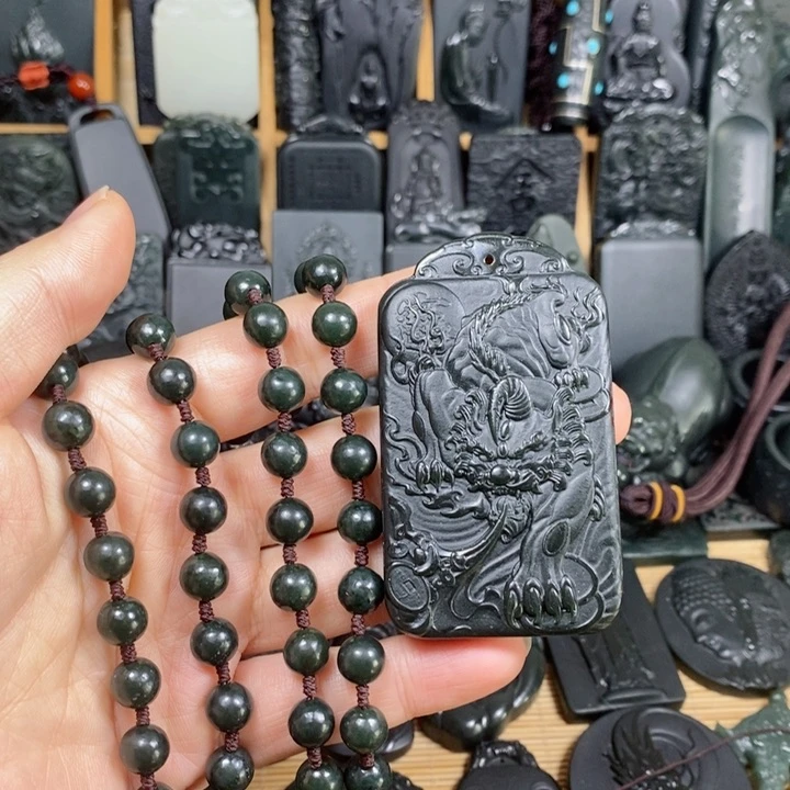 和田玉（青玉）颈饰未镶嵌