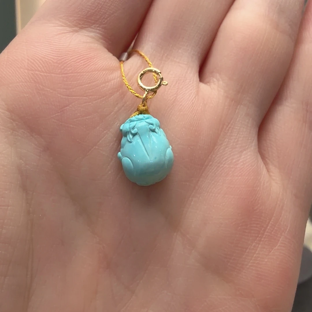 绿松石未镶嵌颈饰