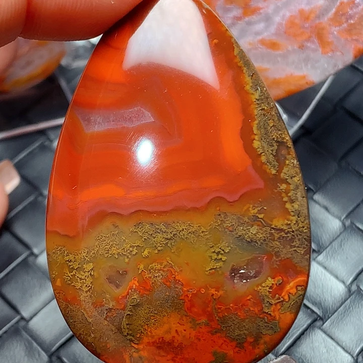 玛瑙/玉髓颈饰未镶嵌往**风