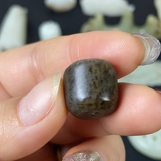 和田玉（糖玉）未镶嵌挂件