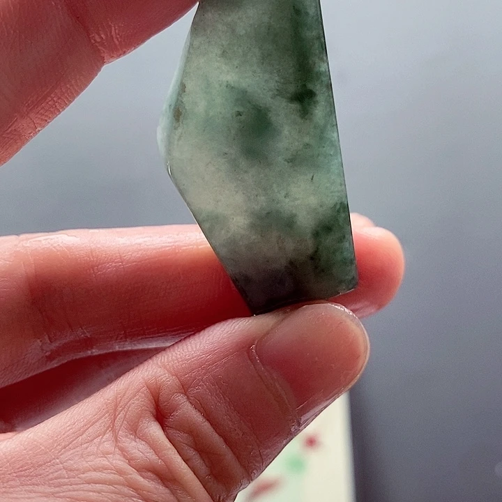 翡翠未镶嵌颈饰缅甸翡翠A货边角