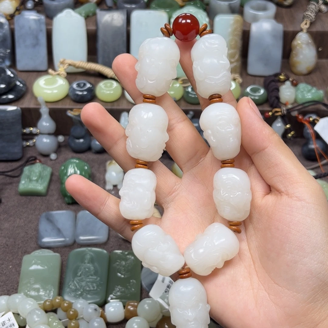 和田玉未镶嵌手链