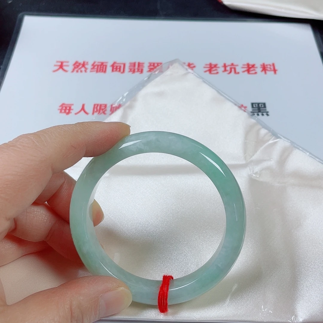 翡翠未镶嵌手镯天然翡翠手镯