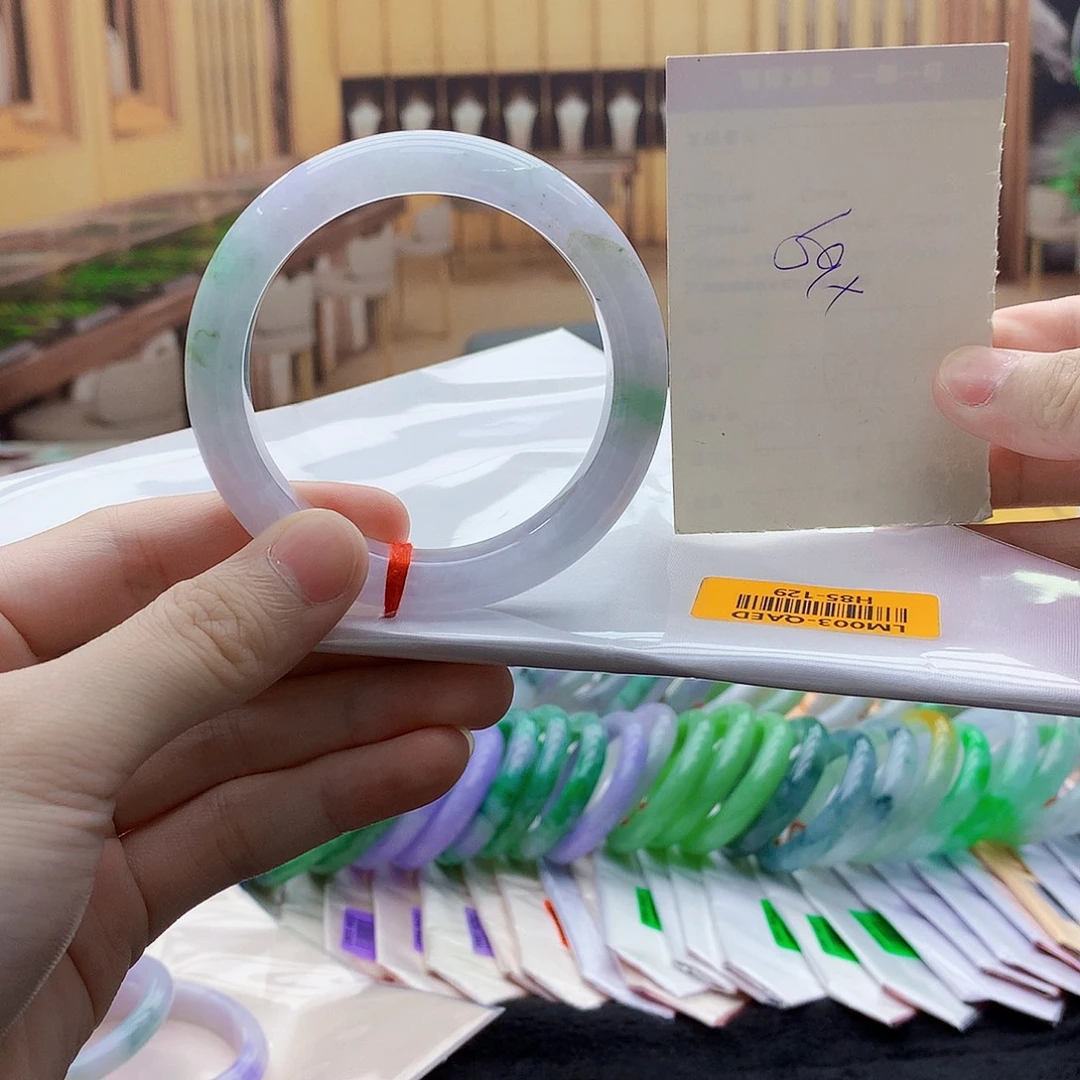 翡翠手镯未镶嵌The