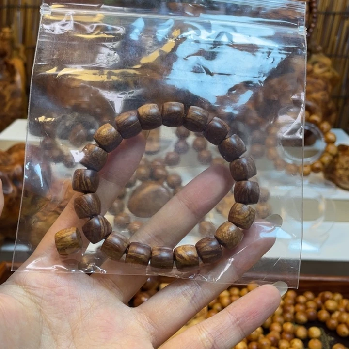 柏木星*灰太行崖柏1.0 1.1直切龙鳞雪花满树变异瘤