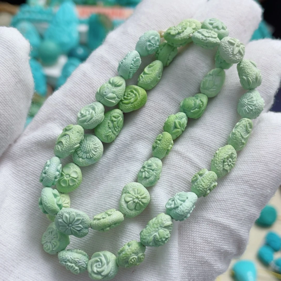 绿松石未镶嵌珠宝奇石