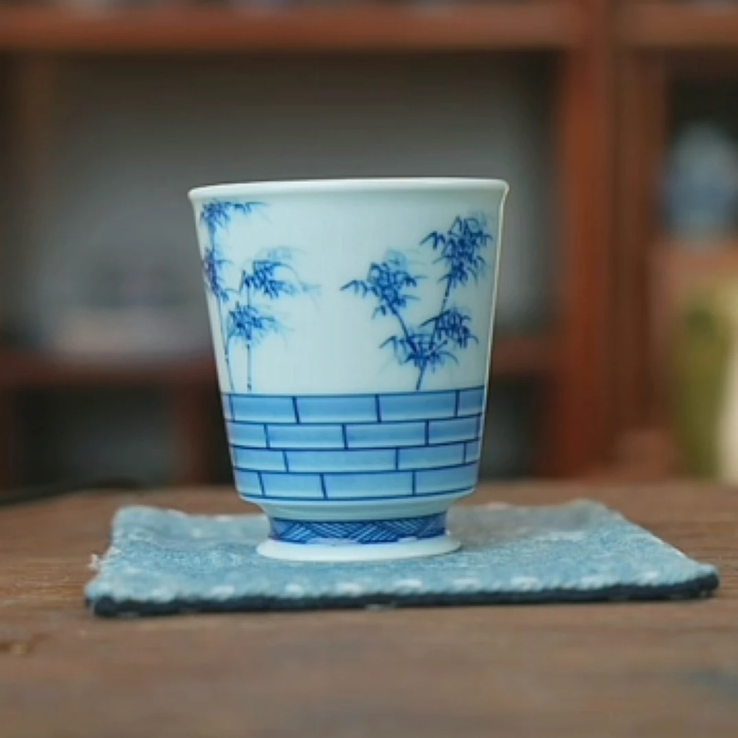 手工手绘青花竹子闻香杯