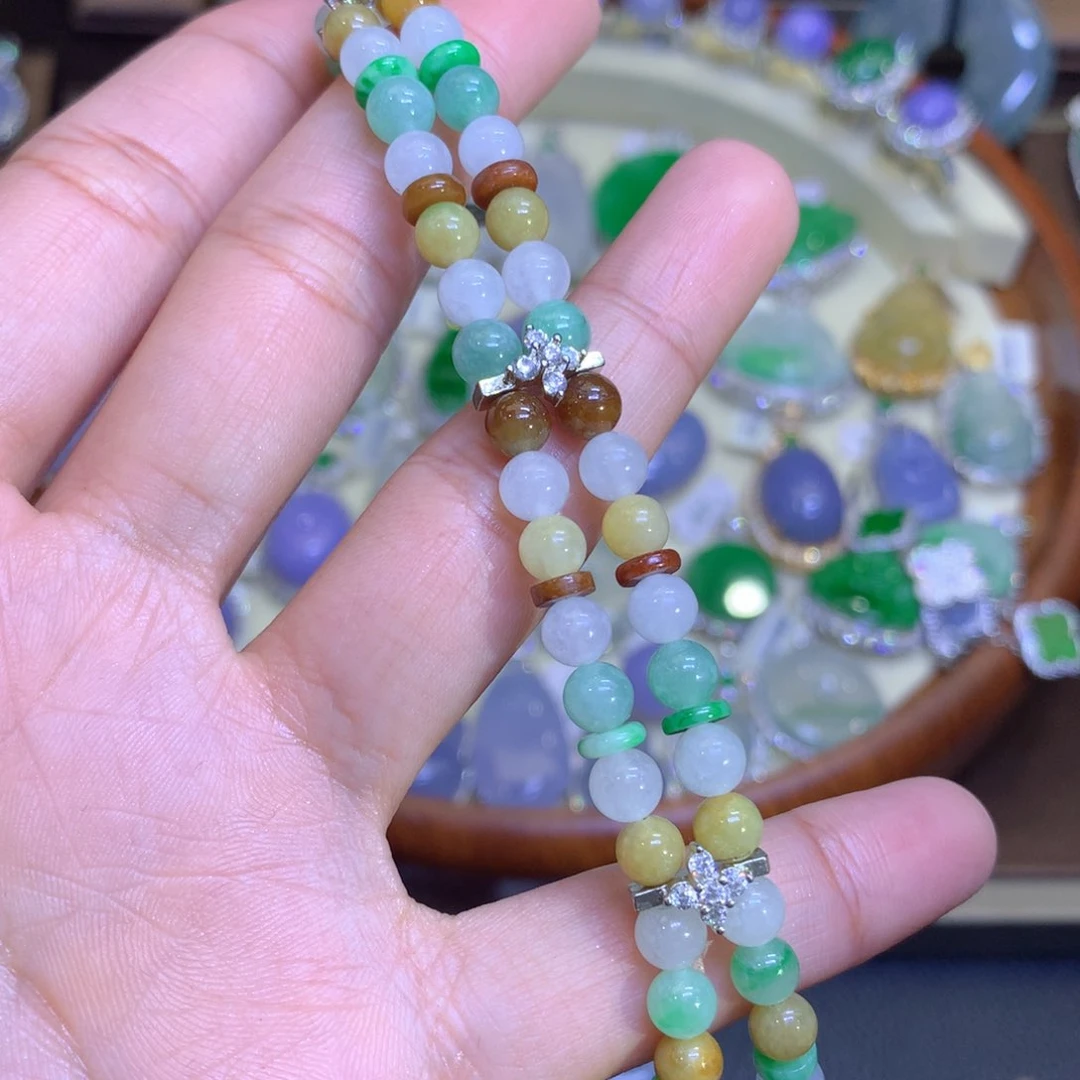 翡翠戒指未镶嵌﹏****。翡翠