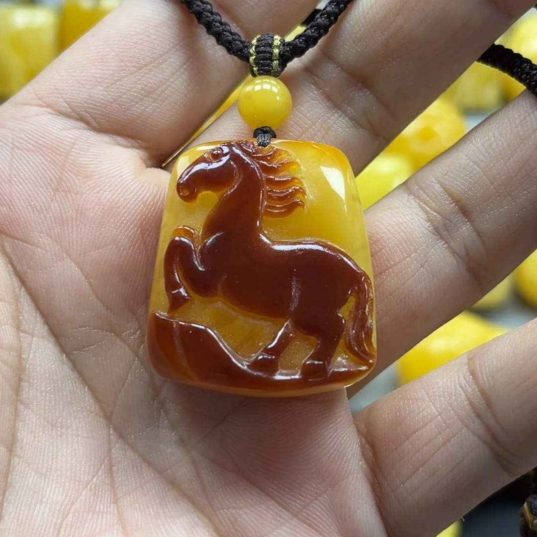 蜜蜡未镶嵌珠宝奇石