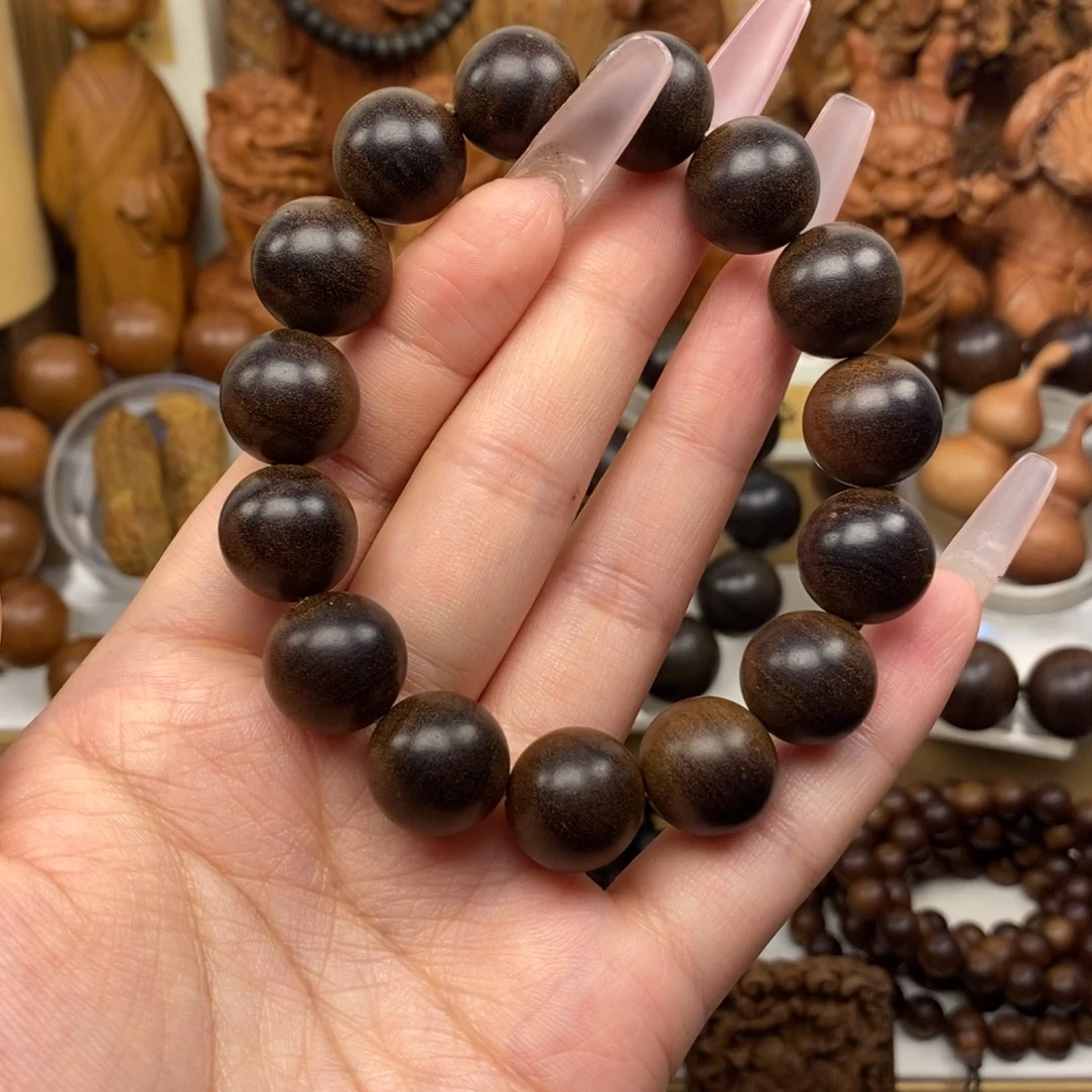 手串/手链檀香木迈索尔老山檀香1.5黑肉沉水树心料奶香，瑕疵