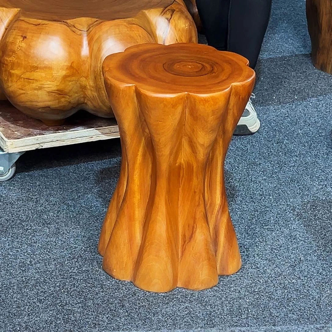 大***边号香樟木尺寸：32-32-45cm