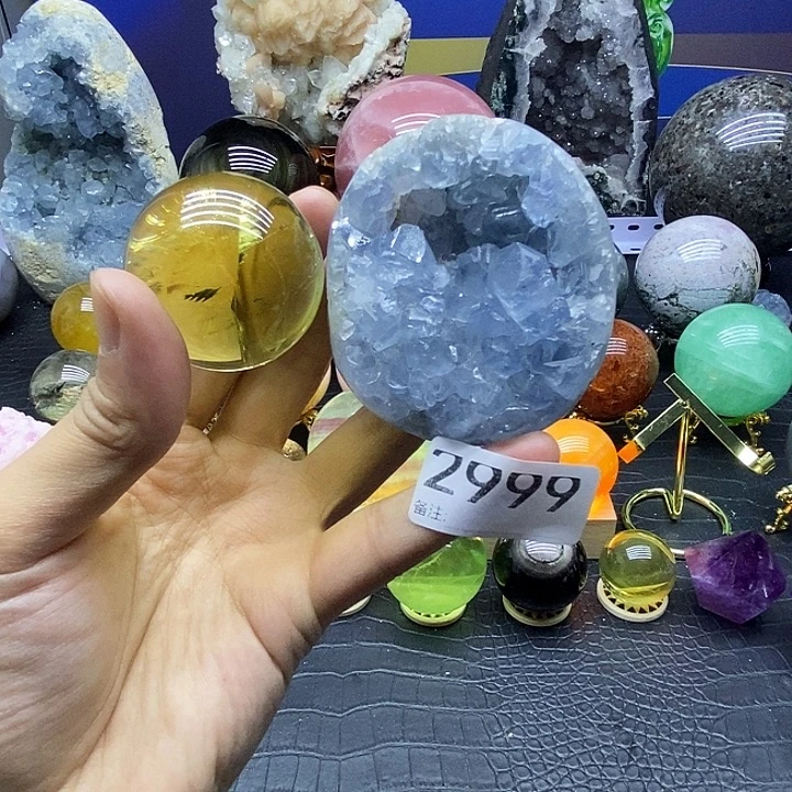 喂***女未镶嵌水晶大型摆件（非配饰）