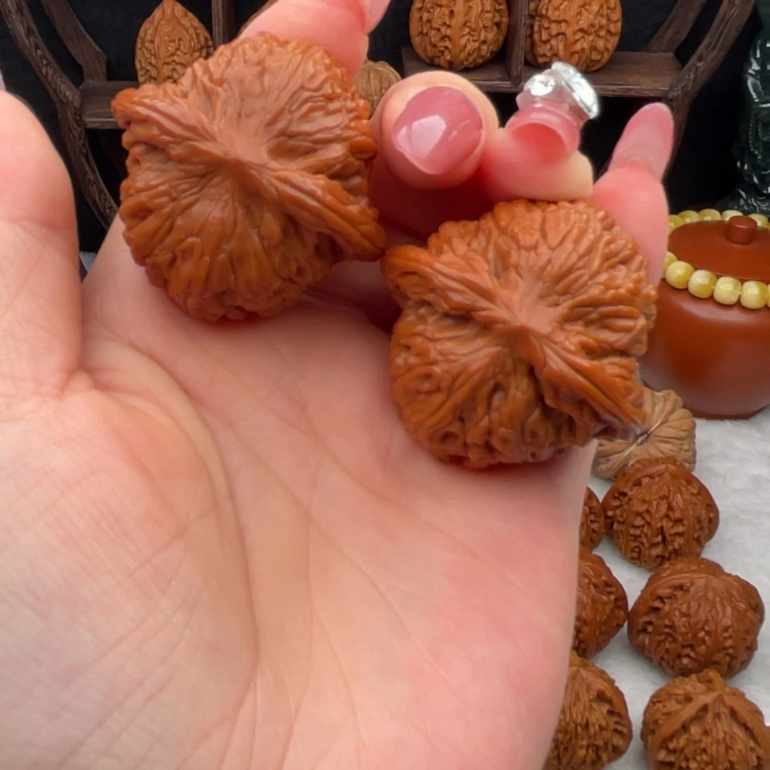 桃核把件文玩核桃，全品山地磨