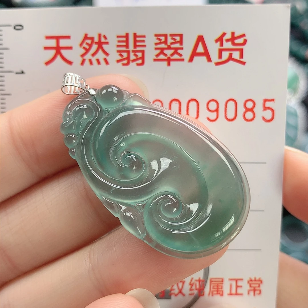 翡翠颈饰未镶嵌如*令吊坠