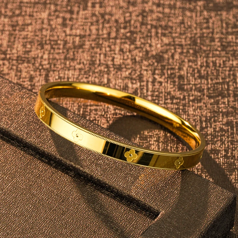 足银手镯 足银K6四叶草手镯女款时尚百搭磨砂