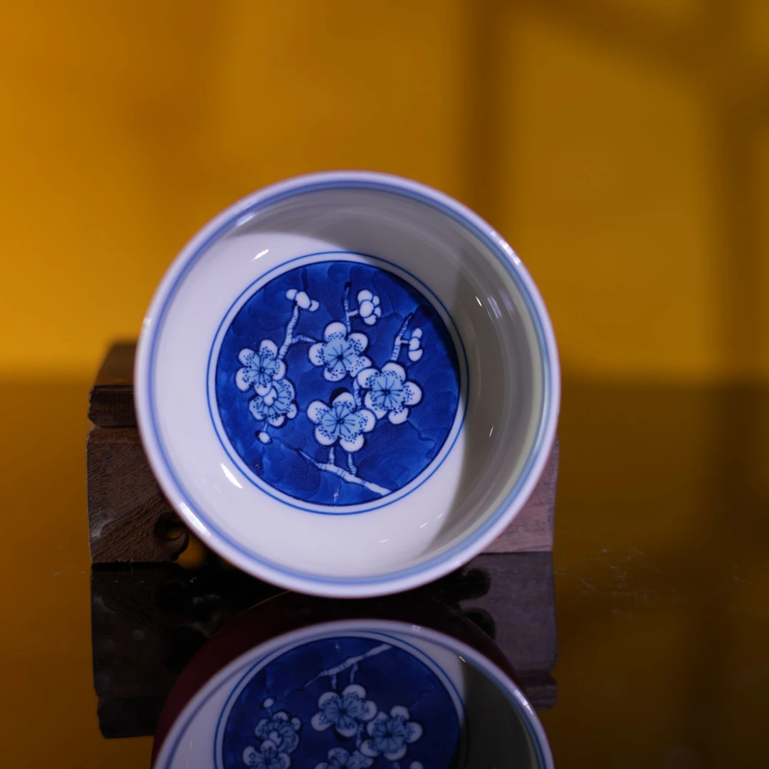 觅纤 霁红内绘冰梅主人杯-100毫升 MQ478