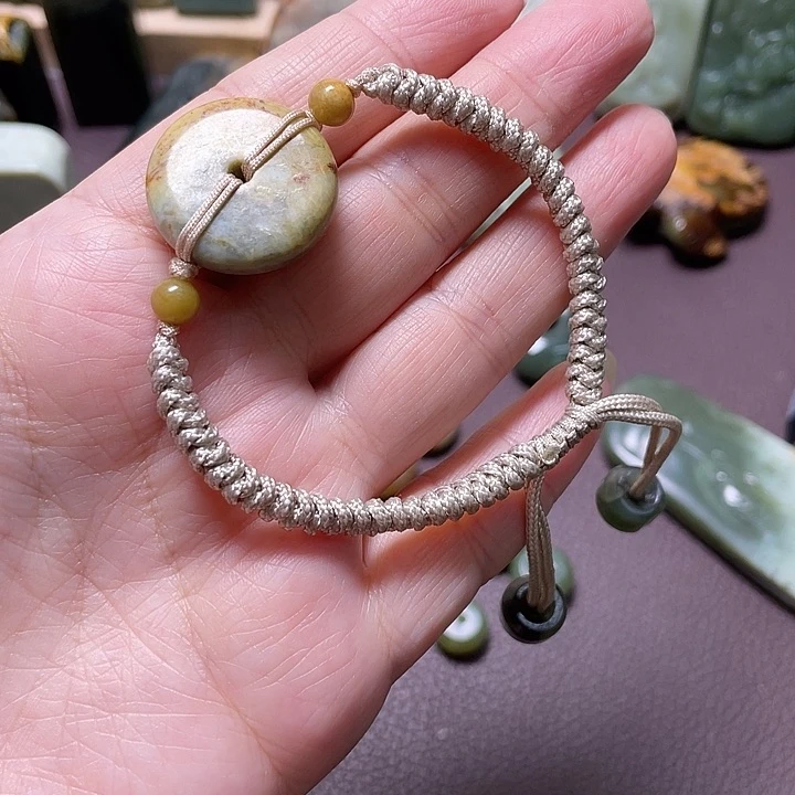 手绳未镶嵌岫岩河磨玉（透闪石质玉）