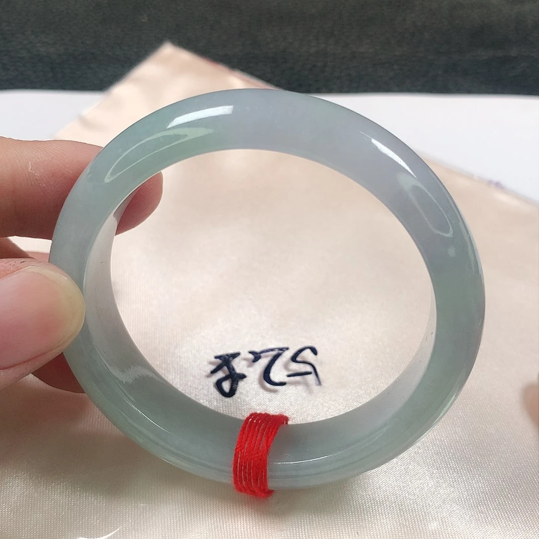 未镶嵌手镯（贵妃镯）翡翠360