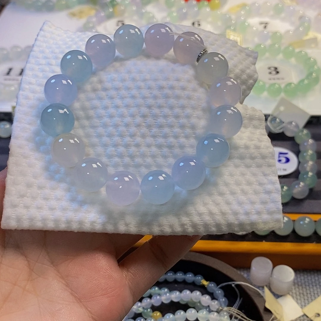定制翡翠未镶嵌翡翠.
